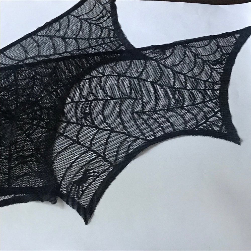 Halloween Decor Set Black Lace Spiderweb Mantle Cover/Scarf, Skulls & Pumpkins - Picture 4 of 8